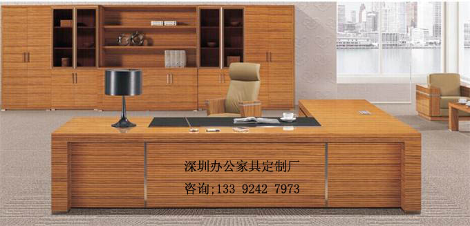 實木大班臺如何選購呢？深圳辦公家具廠家